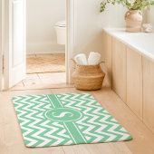 Tapis De Bain Vert Menthe Et Monogramme Chevron Blanc