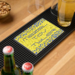 Tapis De Bar Barre ou jeu de Bat mitzvah activé<br><div class="desc">Barre ou Bat mitzvah moulé PVC Bar Mat, Game On Personnalisez en supprimant le texte modifiable et en ajoutant le vôtre. Choisissez votre style de police, votre couleur et votre taille préférés. Tous les éléments de conception peuvent être édités et transférés vers d'autres produits Zazzle. Mazel Tov ! Style :...</div>