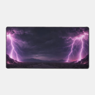 Tapis de bureau à l'horizon du désert avec orage d