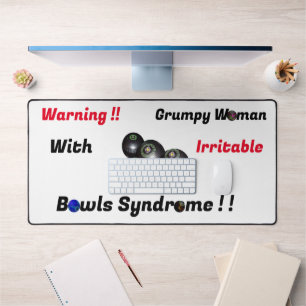 Tapis de bureau femme grincheuse de bowling sur ga