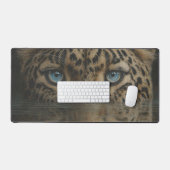 Tapis de bureau Le regard du léopard au-dessus de (Clavier et souris)