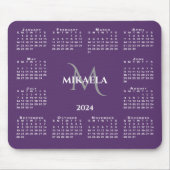 Tapis De Souris 2024 Calendrier Chic Monogram Nom sur Purple (Devant)