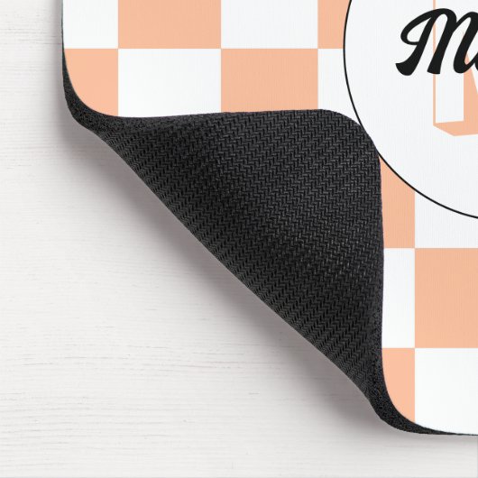 Tapis De Souris à damiers pêche blanc rétro géométrique Monogramme (Coin)