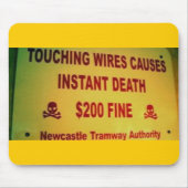 Tapis De Souris Ajouter l'insulte à la blessure (Devant)