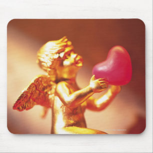 Tapis De Souris Ange d'or tenant le coeur rose, vue de côté, dou