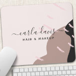 Tapis De Souris Artiste de maquillage chic et Abstrait moderne<br><div class="desc">Abstrait Moderne Élégant Chic Maquillage Artiste Souris Pad. Cette conception comporte des éléments noirs,  rose poussiéreux et abstraits roses avec un style de police de script signature. Parfait pour les maquilleurs,  stylistes,  propriétaires de salons,  cosmétologues et plus encore !</div>