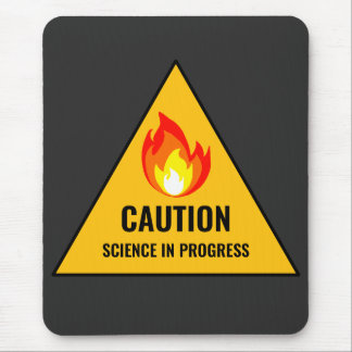 Tapis De Souris Attention Science en cours