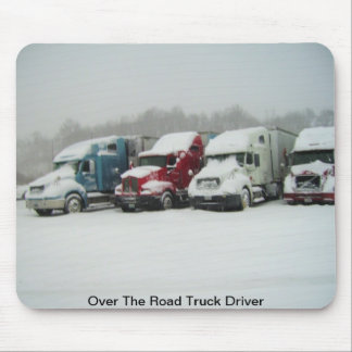 Tapis De Souris Au-dessus du chauffeur de camion de route