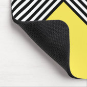 Tapis De Souris Bandes noires et blanches avec triangle jaune (Coin)