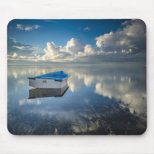 Tapis De Souris Bateau de rangée sur l'eau (Devant)