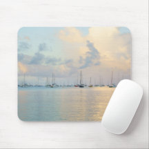 Bateaux dans une baie, Caraïbes pastel rêveuses