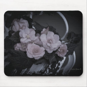 Tapis De Souris Bégonias Rose Repose Sur Le Banc - Mousepad