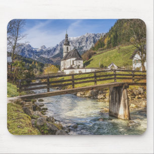 Tapis De Souris Belles montagnes avec église