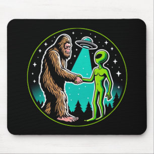 Tapis De Souris Bigfoot Alien Alliance - Funny Scifi Cryptid