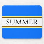 Tapis De Souris Bleu bleu marine Bleu blanc Cool clair<br><div class="desc">Ce design de temps chaud amusant présente une police noire moderne et classe à l'intérieur d'une large bande blanche centrale surlignée de rayures noires, jaunes et orange sur un arrière - plan bleu vif avec SUMMER écrit à travers le design. Faites-le vous-même : la couleur de bande centrale et la...</div>