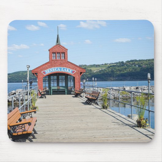 Tapis De Souris Boathouse rouge sur le lac Seneca (Devant)