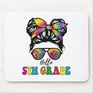Tapis De Souris Bonjour 5e année Tie Dye Fille au chignon désordon