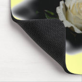 Tapis De Souris Bords brûlés à la rose blanche (Coin)