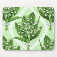 Bouquet de lys de la vallée fleurs sur vert