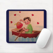 Tapis De Souris Boy Holding Heart in Boat (Avec souris)