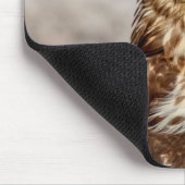 Tapis De Souris Buse à queue rouge immature au sol (Coin)