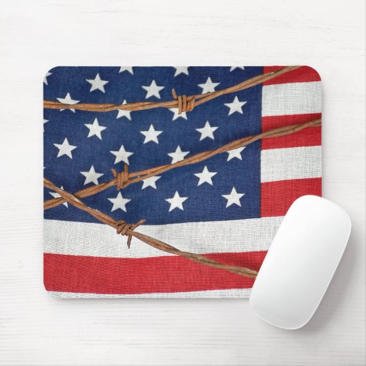 Tapis De Souris Câble barbelé sur drapeau (Avec souris)