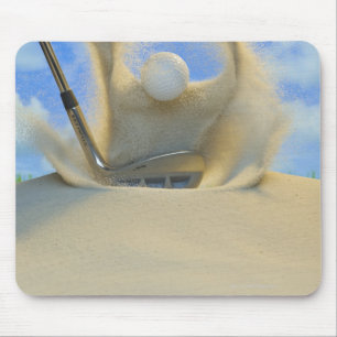 Tapis De Souris cale de sable frappant une boule de golf hors d'un