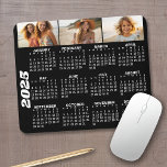 Tapis De Souris Calendrier 2024 avec 3 Collage photo - noir<br><div class="desc">Un collage photo de 3 avec un calendrier. Un objet amusant pour le Nouvel An. Ajoutez 3 photos de paysages à ce design.</div>