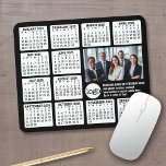 Tapis De Souris Calendrier - logo, photo<br><div class="desc">Un logo et un collage photo avec un calendrier et une pièce pour ajouter quelques lignes de texte. Un objet amusant pour le Nouvel An à utiliser comme cadeau de société. Ajoutez 1 photo de bureau de groupe à cette conception.</div>