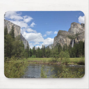 Tapis De Souris Cascade de vallée de Yosemite