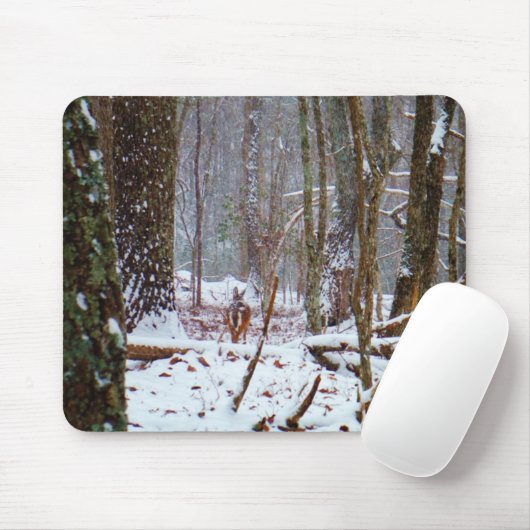 Tapis De Souris cerf à queue blanche dans la neige (Avec souris)
