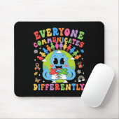 Tapis De Souris Chacun Communique Différemment L'Autisme Discours (Avec souris)