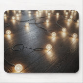 Tapis De Souris Chaîne lumineuse sur un plancher en bois (Devant)