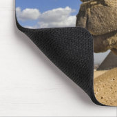 Tapis De Souris Chameau devant les pyramides de Gizeh, Égypte, (Coin)