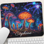 Tapis De Souris Champignons brillants personnalisés<br><div class="desc">Transformez votre espace de travail en forêt enchantée avec ce tapis de souris personnalisé avec des champignons brillants. L'atmosphère magique et les couleurs vives créent une scène captivante, inspirant créativité et émerveillement. Faites-le vraiment à vous en ajoutant votre nom ou un message spécial. La surface lisse assure des mouvements précis...</div>