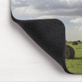 Tapis De Souris Champs de récolte avec des nuages de tempête, (Coin)