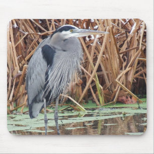 Tapis De Souris Chasse de héron de grand bleu en hiver