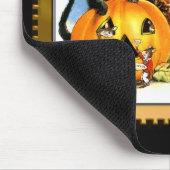 Tapis De Souris Chat d'Halloween assis dans Jack O Lantern (Coin)