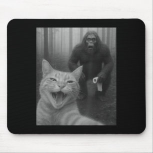 Tapis De Souris Chat Drôle Surpris Happy Selfie Avec Bigfoot Sasq