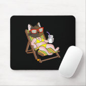 Tapis De Souris Chat en bikini sur chaise longue de plage en train (Avec souris)