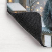 Tapis De Souris Chat noir sur une clôture neigeuse (Coin)