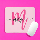 Tapis De Souris Chaud rose moderne Script Girl Monogramme Nom<br><div class="desc">Ajoutez une pop de couleur à votre espace de travail avec notre Hot Pink Modern Script Girly Monogramme Nom de souris Pad! Doté d'un design rose vif et personnalisé avec votre nom dans un script moderne chic, ce pavé de souris mélange style et fonctionnalité. La surface lisse assure des mouvements...</div>