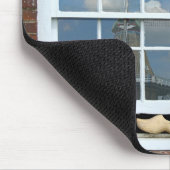 Tapis De Souris Chaussure en bois dans la fenêtre (Coin)