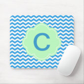 Tapis De Souris Chevron bleu, forme vert clair, monogramme (Avec souris)