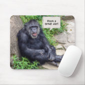 Tapis De Souris chimpanzé appuyé sur la roche (Avec souris)
