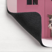 Tapis De Souris Chiot sortant de la maison de poupée (Coin)