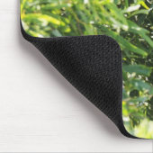 Tapis De Souris Chouette perchant sur un arbre (Coin)