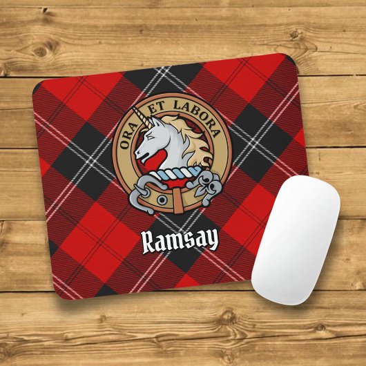 Tapis De Souris Clan Ramsay Crest sur Red Tartan