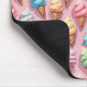Tapis De Souris Cônes De Crème De Glace Sur Rose (Coin)
