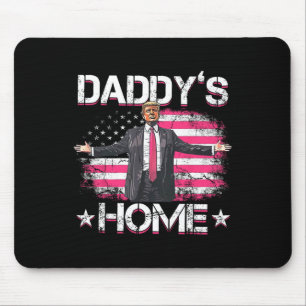 Tapis De Souris Daddys Accueil Trump rose 2024 Trump amusant prend